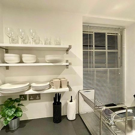 Stylish 1Br, 15 Mins To Buckingham Palace, Central London Διαμέρισμα Εξωτερικό φωτογραφία